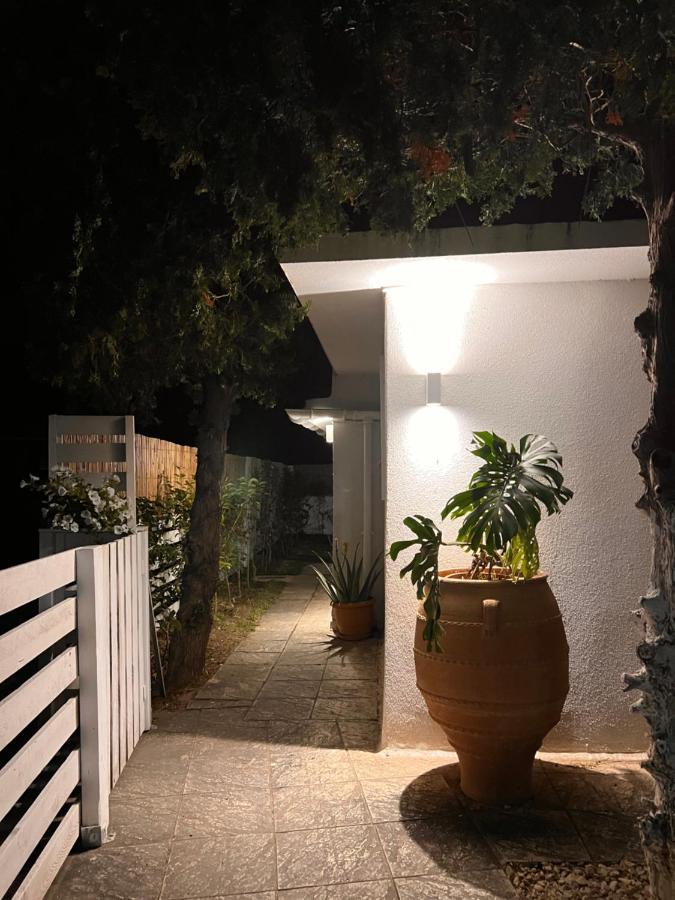 Apartmán Under The Vine Garden House Platánion Exteriér fotografie